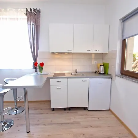 Appartement Fuer 3 Personen Ca 20 Qm In Fazana, Istrien Istrische Riviera *