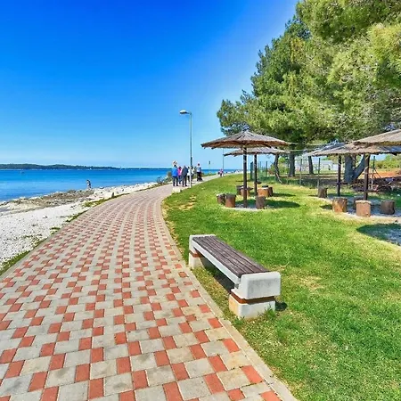 Appartement Fuer 3 Personen Ca 20 Qm In Fazana, Istrien Istrische Riviera *